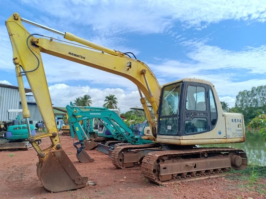 ขายจ้า..KOMATSU PC120-6 เก่านอกแท้  เดิมๆๆ  เครื่องปั๊มแห้ง  ใช้งานมาน้อย  สภาพสวย พร้อมใช้  โทร  089-3818694  จ๊อย