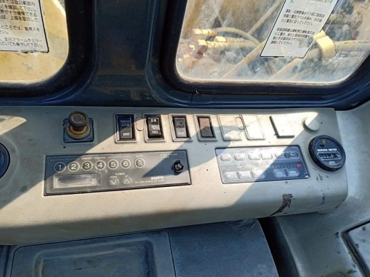 ขายจ้า..KOMATSU PC120-6 เก่านอกแท้  เดิมๆๆ  เครื่องปั๊มแห้ง  ใช้งานมาน้อย  สภาพสวย พร้อมใช้  โทร  089-3818694  จ๊อย