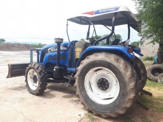 รถไถยูโร FT-754-4WD