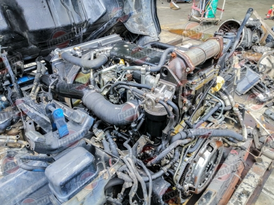 หัวเก๋ง ISUZU NPR ตาเพชร สีน้ำเงิน เครื่อง 4HK1 175 PS หัวเก๋ง ISUZU NPR ตาเพชร สีน้ำเงิน เครื่อง 4HK1 175 PS