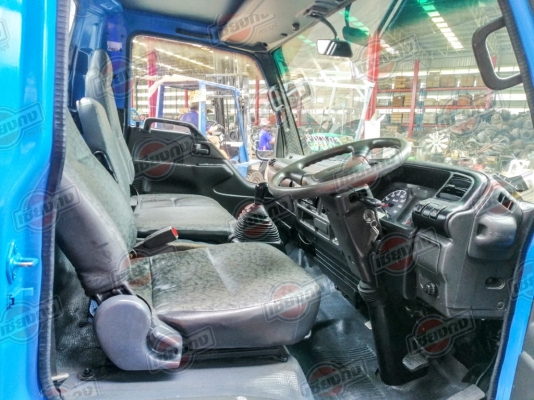 หัวเก๋ง ISUZU NPR ตาเพชร สีน้ำเงิน เครื่อง 4HK1 175 PS หัวเก๋ง ISUZU NPR ตาเพชร สีน้ำเงิน เครื่อง 4HK1 175 PS