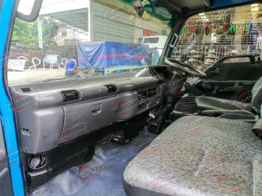 หัวเก๋ง ISUZU NPR ตาเพชร สีน้ำเงิน เครื่อง 4HK1 175 PS หัวเก๋ง ISUZU NPR ตาเพชร สีน้ำเงิน เครื่อง 4HK1 175 PS