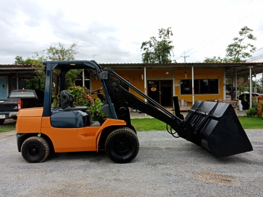 รถญี่ปุ่นเกรดA ขายถูก TOYOTA SD15 รุ่น7 แขนยาวแท้ นำเข้าจากญี่ปุ่น โทร.090-986-2521 อ๊อบ