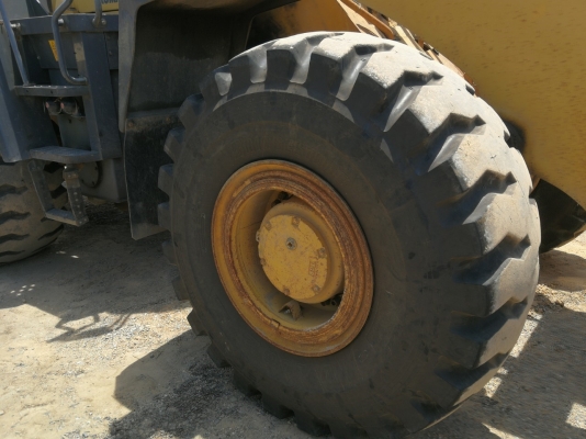 ขาย KOMATSU WA400-3 นำเข้าจากญี่ปุ่น โทร&bull;090-986-2521 อ๊อบ