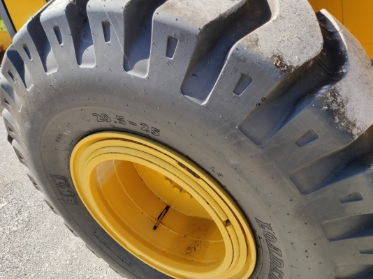 ขาย รถตักล้อยาง TCM L27-3 แขนยาวแท้จากญี่ปุ่น ยางใหม่ 4เส้น ใช้งานยาวๆ รถสวยกริ๊บ โทร.090-986-2521 อ๊อบ