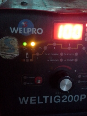 ตู้เชื่อม TIG อาร์ก้อน AC/DC