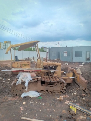 KOMATSU D20P-5