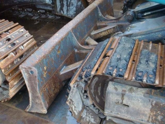 รถขุดรุ่นยอดนิยม KOBELCO SK135SR-2 YY-05 นำเข้าจากญี่ปุ่นโดยตรง โทร.090-986-2521 อ๊อบ