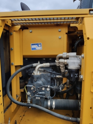 ขายครับ KOMATSU PC130-7K นำเข้าจากญี่ปุ่น โทร.090-986-2521 อ๊อบ