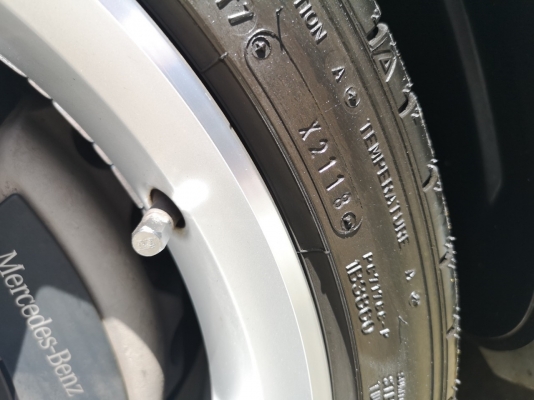 Benz SLK200 R172 ปี12 รถออกBenzTH ไมล์แท้ 4x,xxx แท้ล้าน\% ตรวจสอบศูนย์หรือให้ช่างมาตรวจสอบได้ พร้อม