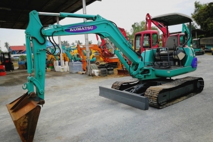 ขาย KOMATSU PC40-7 สวย นำเข้าจากญี่ปุ่น โทร.090-986-2521 อ๊อบ