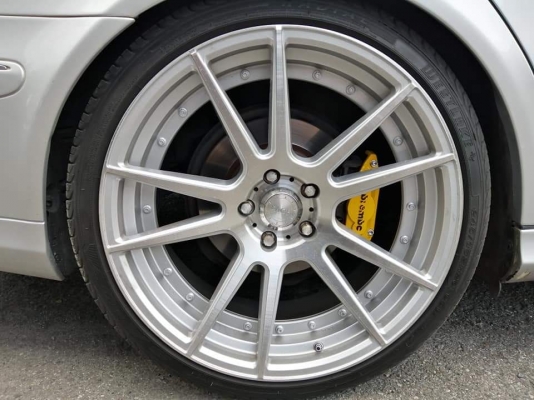 ล้อADV.1 ขอบ20 สภาพสวย ไม่มีซ่อม 5/114 และ 5/112 หน้า 8.5 +45 หลัง 9.5 +42 พร้อมยาง 245 35 18 ปี18 ราคาไม่แพง