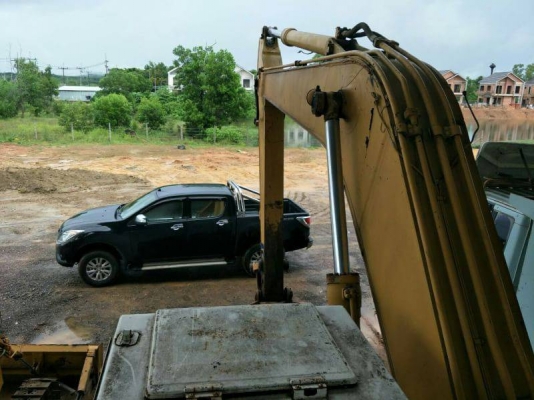 ขาย KOMATSU PC200-5 ไม่มีเอกสารไม่มีระบบไฟช่วงล่างใหม่ราคา 450,000 ขาย KOMATSU PC200-5 ไม่มีเอกสารไม่มีระบบไฟช่วงล่างใหม่ราคา 450,000
