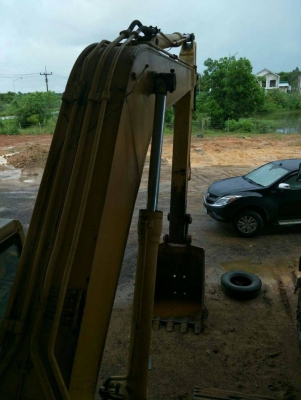 ขาย KOMATSU PC200-5 ไม่มีเอกสารไม่มีระบบไฟช่วงล่างใหม่ราคา 450,000 ขาย KOMATSU PC200-5 ไม่มีเอกสารไม่มีระบบไฟช่วงล่างใหม่ราคา 450,000