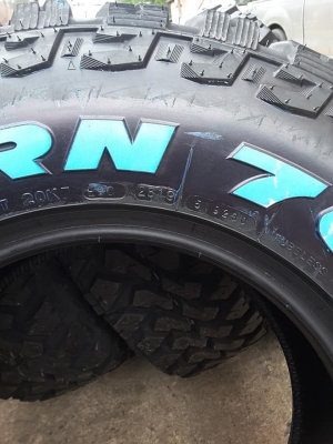 ยางใหม่ Maxxis MT764 ขนาด 235-75-15 ปี19 มี1ชุด