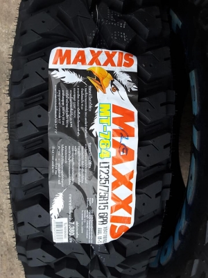 ยางใหม่ Maxxis MT764 ขนาด 235-75-15 ปี19 มี1ชุด