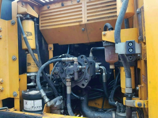 ขายรถแบคโฮ JCB สภาพสวยพร้อมไช้