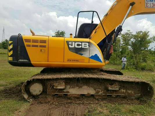 ขายรถแบคโฮ JCB สภาพสวยพร้อมไช้