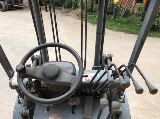 ขายFORKLIFT KOMATSU FD20-11(2ตัน)งากระดก(ล้อหน้าคู่) เสา3.0เมตร สวยเดิมจากญี่ปุ่น ยังไม่เคยใช้ในไทย 185,000เท่านั้น!!