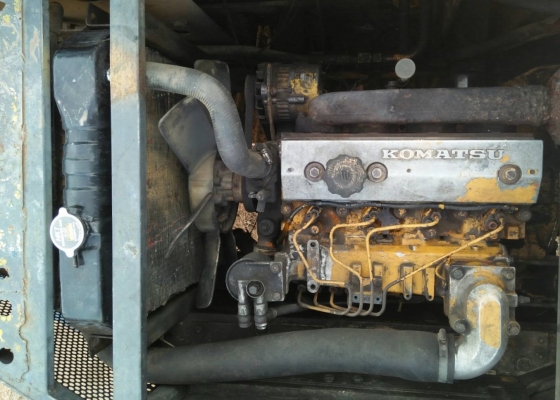 KOMATSU PC 80-5 พร้อมหัวแย็ก พร้อมติดตั้งใช้งานได้เลย คอนโทรลยาว รถทำงานดี เครื่องยนต์แรงดีมากครับทำงานไม่โหลด ภายนอกบอดี้สวยๆบูมอาร์มไม่มีแตก ช่วงล่างเอวแน่นดี เอกสารใบซื้อขาย ราคาต่อรองได้ครับ
