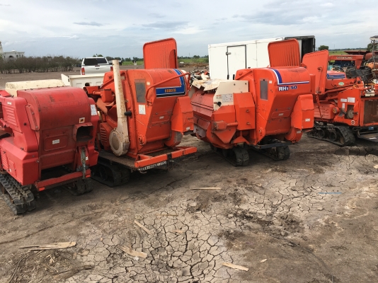 รถนวดข้าวตีนตะขาบ เก่านอก คันละ 9800 รถนวดข้าวตีนตะขาบ เก่านอก คันละ 9800