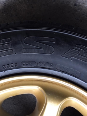 ล้อมิตซู ขอบ15x7 พร้อมยาง215/70/15ปี15 ดอกยางตามรูปใช้งานอีกยาว โทร0879050181