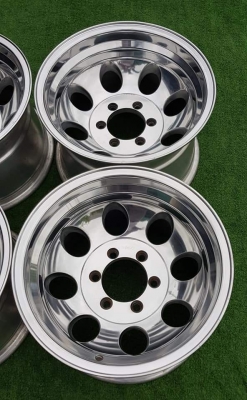 ขายล้อ MICKEY แท้ ขอบ 16" กว้าง 10" ออฟลบ 25.4 มือสองสวยๆ