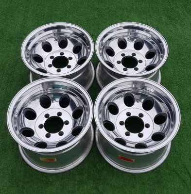 ขายล้อ MICKEY แท้ ขอบ 16" กว้าง 10" ออฟลบ 25.4 มือสองสวยๆ