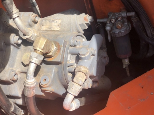 ขายรถขุด HITACHI ZX75US-3 ปี 2010 หัวกระแทก นำเข้าเองจากญี่ปุ่น สภาพพร้อมใช้ มีVDOการทำงานครับ