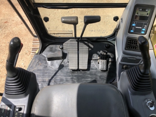 ขายรถขุด KOMATSU PC78US-6 มีลายหัวกระแทก นำเข้าเองจากญี่ปุ่น สภาพสวยพร้อมใช้ มีVDOการทำงานครับ