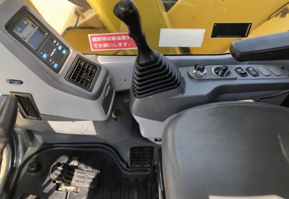 ขายรถขุด KOMATSU PC78US-6 มีลายหัวกระแทก นำเข้าเองจากญี่ปุ่น สภาพสวยพร้อมใช้ มีVDOการทำงานครับ