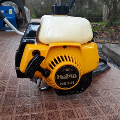 เครื่องตัดหญ้าRobin NB-351