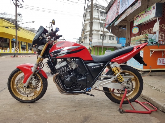 ขาย HONDA CB400 ปี1994 แต่งท้ายTECH3 พร้อมของแต่งสวยๆ อินวอยส์ สรรพสามิตร ราคา 47500 บาท ส่งได้ทั่วไ