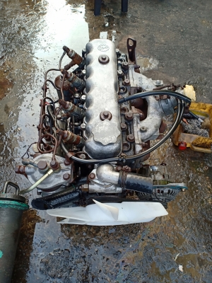 เครื่องอิซูซุ  C221 ญี่ปุ่นสวยๆ