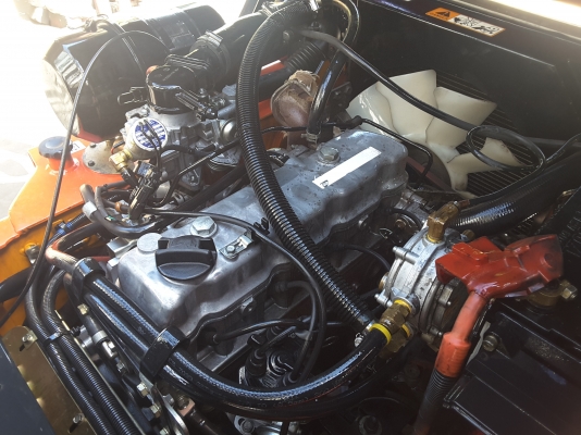 2.5 ตันเสายกสูง 4 เมตรงาสไลน์ซ้าย-ขวาเปลี่ยนยางให้ใหม่ 4 เส้นพร้อมเปลี่ยนถ่ายของเหลวเช็คทุกระบบไม่มีรั่วซึมรถปี 2014 รถสวยพร้อมใช้ ราคาสบายกระเป๋าสนใจ โทร/ไลน์ 0813535948