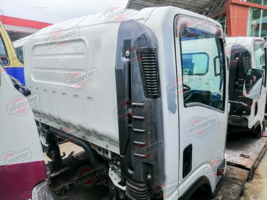 หัวเก๋ง ISUZU NPR 150 โรโบคอป สีขาวใส