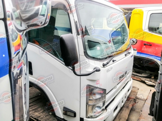 หัวเก๋ง ISUZU NPR 150 โรโบคอป สีขาวใส