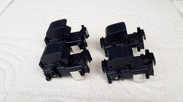 สวิทช์ กดขึ้น ลง กระจกหน้าข้างซ้าย TOYOTA Yaris Vios Altis Camry แท้