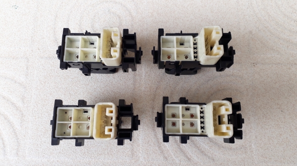 สวิทช์ กดขึ้น ลง กระจกหน้าข้างซ้าย TOYOTA Yaris Vios Altis Camry แท้