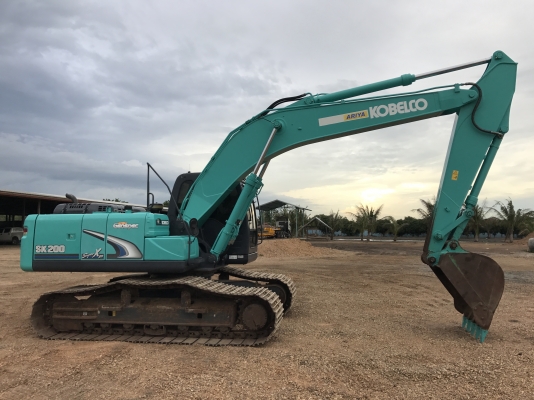 ขายKOBELCO SK200-8 Super-XM 4000 ชั่วโมง สภาพสวยเดิมๆทั้งคัน สนใจติดต่อโดยตรง 081-4283210