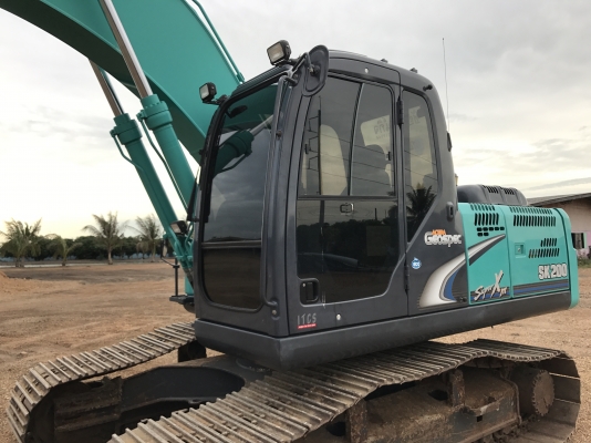 ขายKOBELCO SK200-8 Super-XM 4000 ชั่วโมง สภาพสวยเดิมๆทั้งคัน สนใจติดต่อโดยตรง 081-4283210