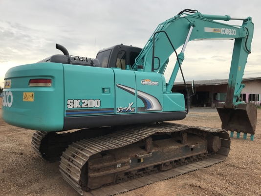 ขายKOBELCO SK200-8 Super-XM 4000 ชั่วโมง สภาพสวยเดิมๆทั้งคัน สนใจติดต่อโดยตรง 081-4283210