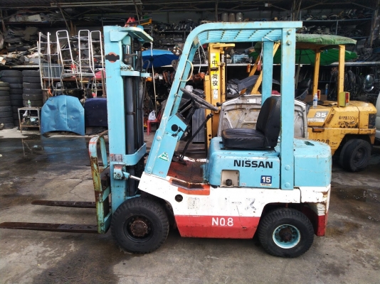 ขายรถยกนิสสัน 1.5 ตัน  เครื่องยนต์ดีเซล เกียร์ธรรมดา