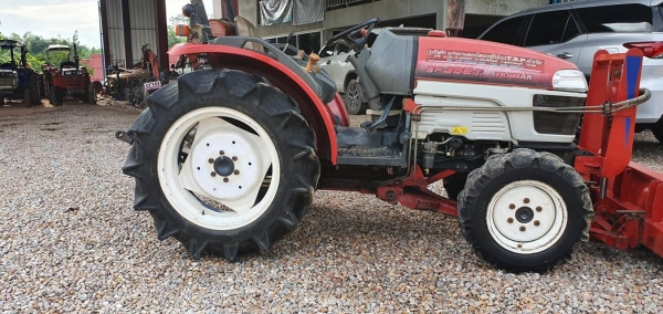 ขายรถไถ YANMAR EF352T พร้อมดันหน้า+ผาน5 ทะเบียนพร้อมโอน ราคา 165,000 สามย่านแทรคเตอร์ อ.แกลง ระยอง โทร/ไลน์ 0897489639 ,0899347475 ขายรถไถ YANMAR EF352T พร้อมดันหน้า+ผาน5 ทะเบียนพร้อมโอน ราคา 165,000 สามย่านแทรคเตอร์ อ.แกลง ระยอง โทร/ไลน์ 0897489639 ,0899347475