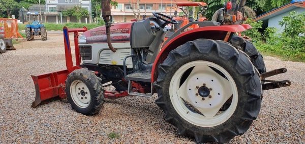 ขายรถไถ YANMAR EF352T พร้อมดันหน้า+ผาน5 ทะเบียนพร้อมโอน ราคา 165,000 สามย่านแทรคเตอร์ อ.แกลง ระยอง โทร/ไลน์ 0897489639 ,0899347475 ขายรถไถ YANMAR EF352T พร้อมดันหน้า+ผาน5 ทะเบียนพร้อมโอน ราคา 165,000 สามย่านแทรคเตอร์ อ.แกลง ระยอง โทร/ไลน์ 0897489639 ,0899347475