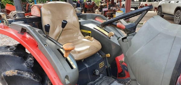 ขายรถไถ YANMAR EF352T พร้อมดันหน้า+ผาน5 ทะเบียนพร้อมโอน ราคา 165,000 สามย่านแทรคเตอร์ อ.แกลง ระยอง โทร/ไลน์ 0897489639 ,0899347475 ขายรถไถ YANMAR EF352T พร้อมดันหน้า+ผาน5 ทะเบียนพร้อมโอน ราคา 165,000 สามย่านแทรคเตอร์ อ.แกลง ระยอง โทร/ไลน์ 0897489639 ,0899347475