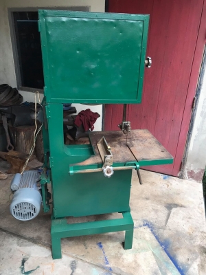 เลื่อยสายพาน