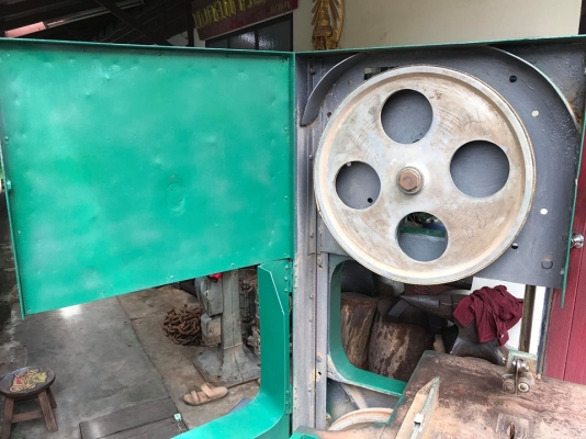 เลื่อยสายพาน เลื่อยสายพาน