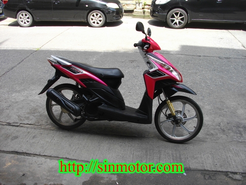 ขาย Honda Click 110i หัวฉีด ล้อแม็ก สวยสด เครื่องดี ราคา 15500 บาท