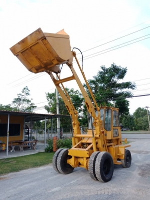 ขาย KOMATSU SD23-3 นำเข้าจากญี่ปุ่น โทร.090-986-2521 อ๊อบ